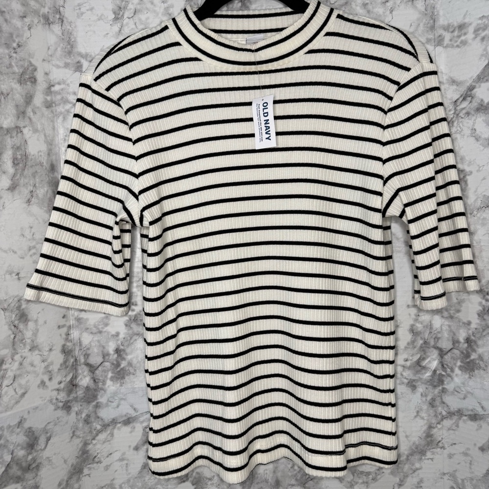 Old Navy Ribbed Mock-Neck Top